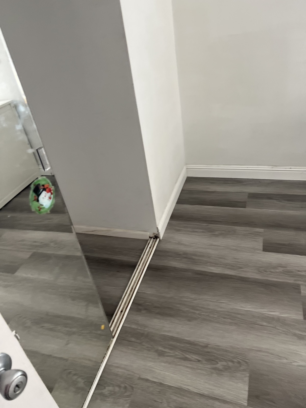 810 flooring customer installation view 3