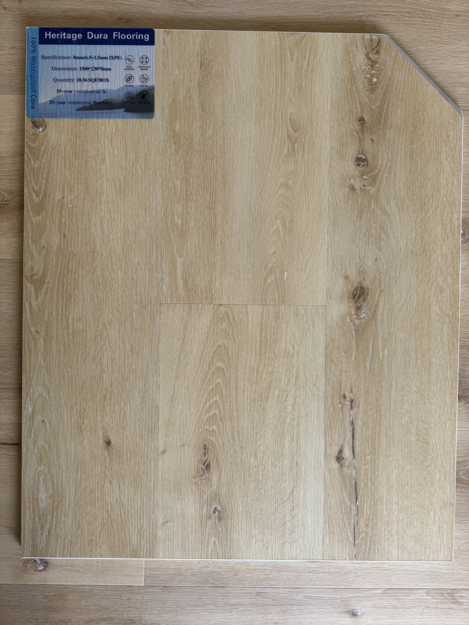 809 8mm flooring sample